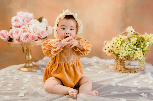 启东宝宝睡不踏实哼唧扭动